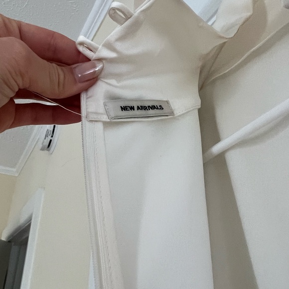 Agnes Maxi Dress in Shell White - Picture 5 of 16